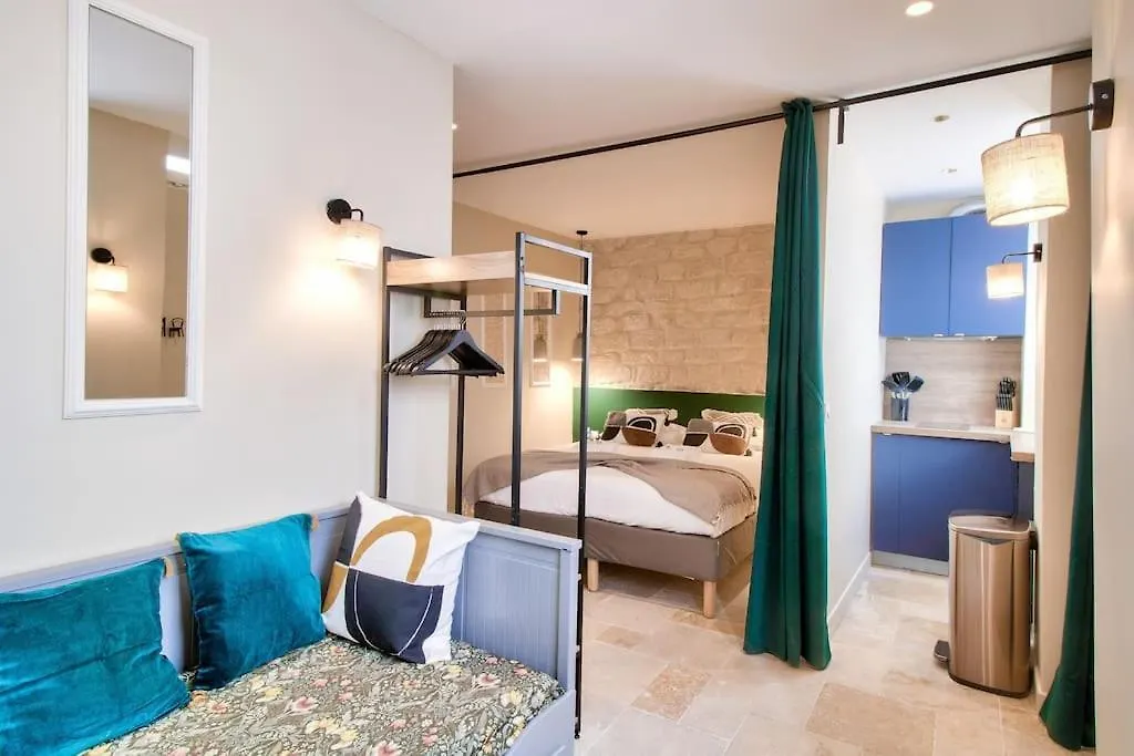 Cozy Apartement Historic Center Paris & Montmartre-1